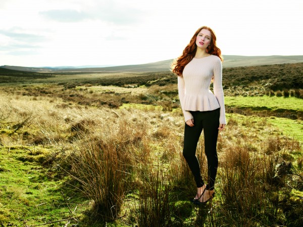 +Womens_Lookbook_&_Campaign_002-0101
