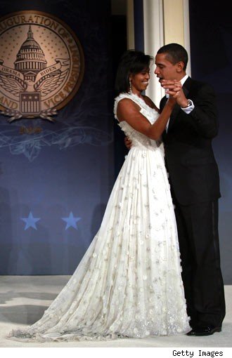 michelle-obamas-ball-gown-side-view-330kk. No related posts.