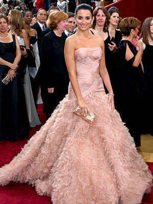 reese witherspoon oscar dress. There were two dresses from
