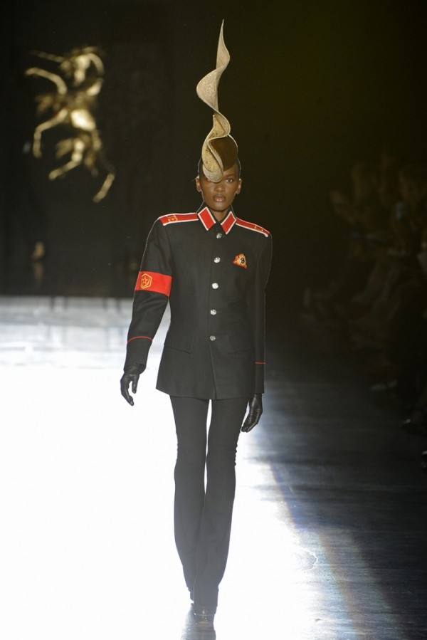 phillip-treacy-008