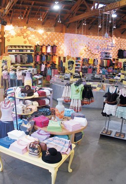 STORES LIKE URBAN OUTFITTERS