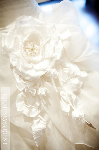 wedding-dress-trends-florals-2