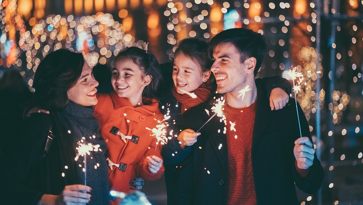 family-holidays-sparklers.jpg