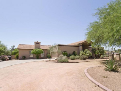 Scottsdale - Horse property in Windrose Acres - 760000