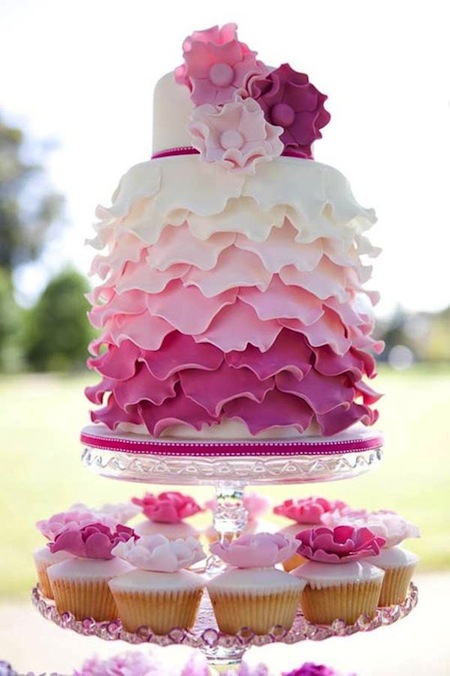 Ruffle Cake Pink Maroon