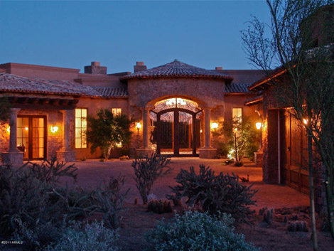 Scottsdale - Guard Gated Golf Course community of Desert Highlands - 1500000