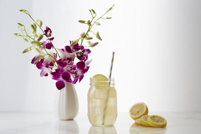 Crown Royal Honey Lemonade