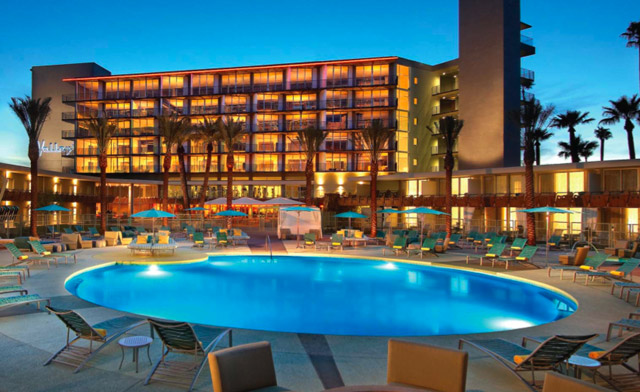 hotel-valley-ho-pool hotel-valley-ho-pool