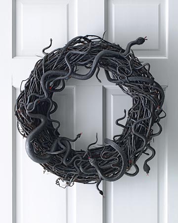 How to make a baby wreath for hospital door