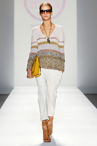 00060m Tory Burch