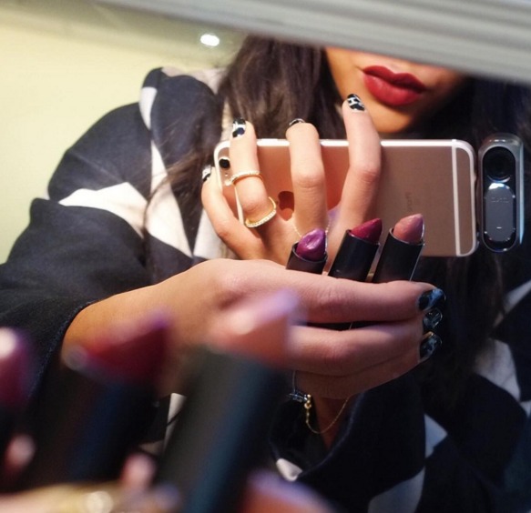 10 Beauty Accounts to Follow on Snapchat - Style Files