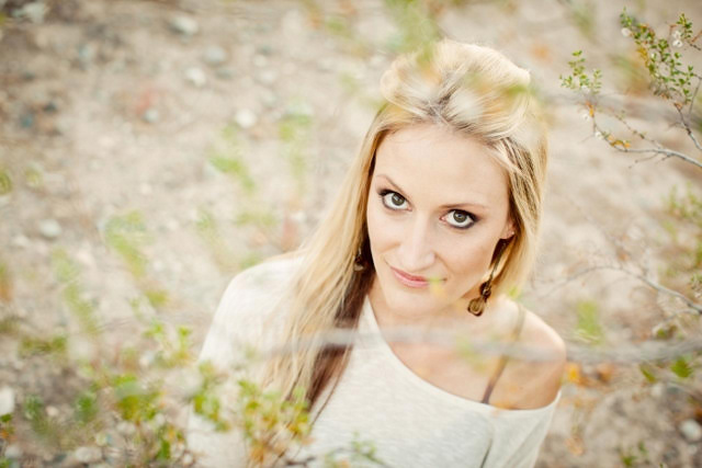 Amber of Sage Organic Skincare in Phoenix, AZ. Photo by Melissa Young-Carlson of Melissa Young Photography