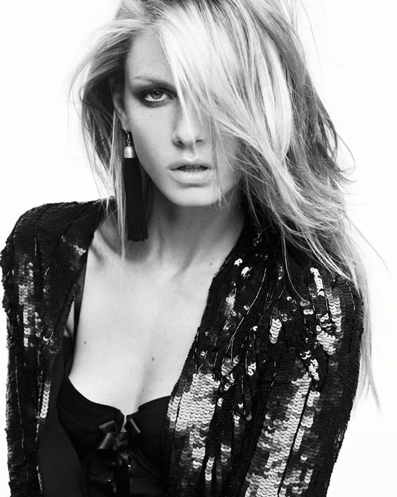 angelabackinblack2 H&M Sequin jacket and cami