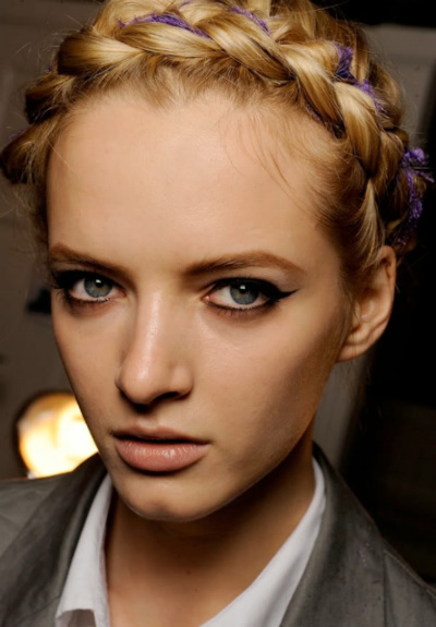 3 Easy Summer Party Hairstyles