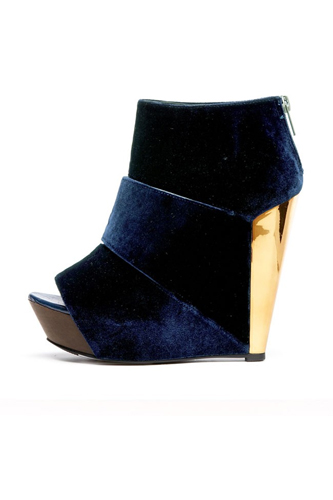 Velvet Shoes to Swoon Over!