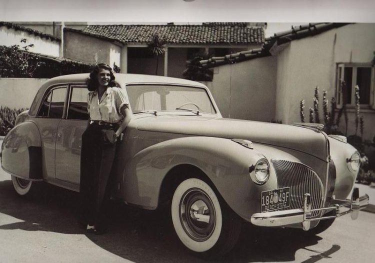 Rita Hayworth with her ’41 Lincoln Continental