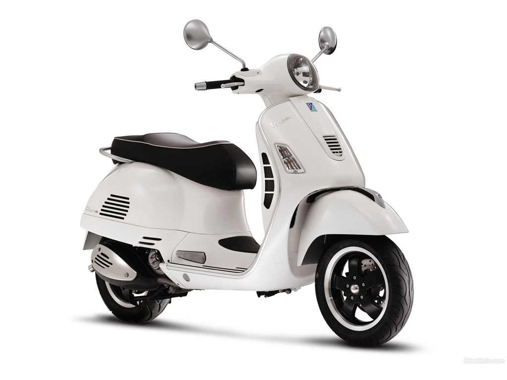 Vespa Now Reaching High Speeds, Legal for Highway