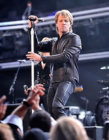 bon-jovi-grammy-awards-show-2010