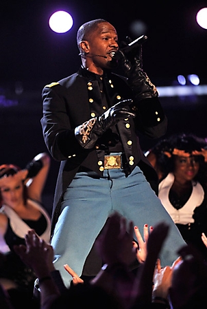 jamie-foxx-grammy-awards-show-2010