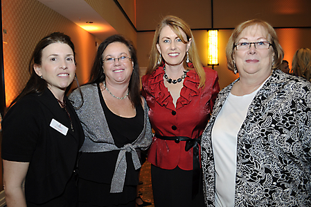 ValleyImpactLuncheon_HollieGoss_12-2-0096