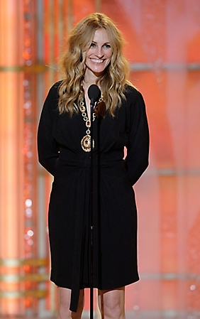 julia-roberts-golden-globes-2010