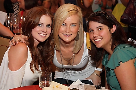 abc-bachelor-casting-call-scottsdale-2009_17