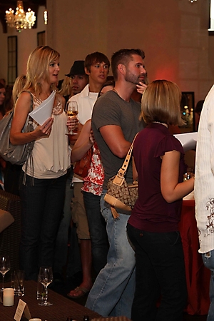 abc-bachelor-casting-call-scottsdale-2009_37