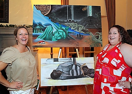 international-rescue-committee-art-show-wrigley-mansion-phoenix-2009_07