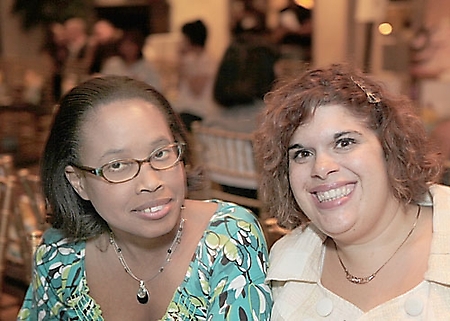 international-rescue-committee-art-show-wrigley-mansion-phoenix-2009_21