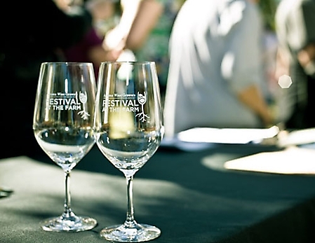 arizona-wine-growers-festival-at-the-farm-phoenix-2009_07