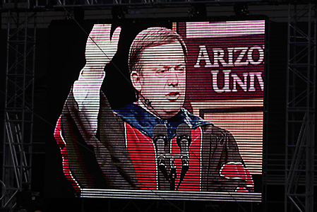 arizona-state-university-obama-commencement-speech-phoenix-2009-27