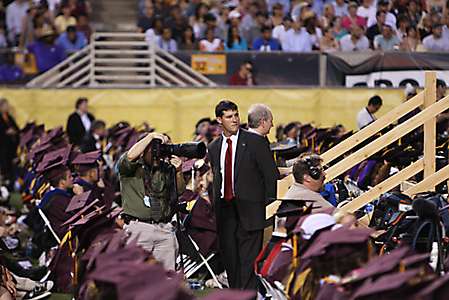 arizona-state-university-obama-commencement-speech-phoenix-2009-29