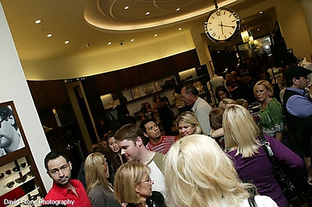 banana-republic-exclusive-grand-opening-party-scottsdale-2009_40