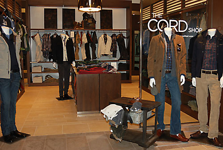 banana-republic-opening-scottsdale-2009_49