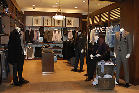 banana-republic-opening-scottsdale-2009_55