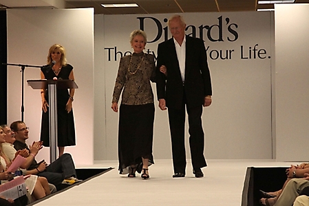 banner-of-hope-fashion-show-phoenix-2009_45