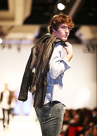 brophy-boys-fashion-show-phoenix-2009_29