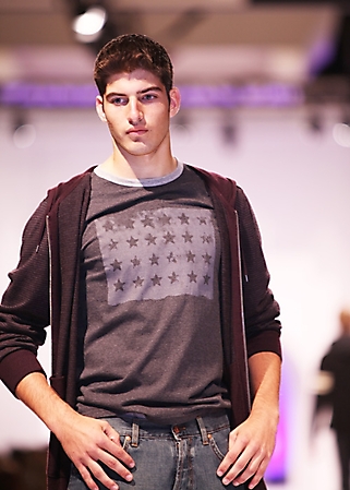 brophy-boys-fashion-show-phoenix-2009_38