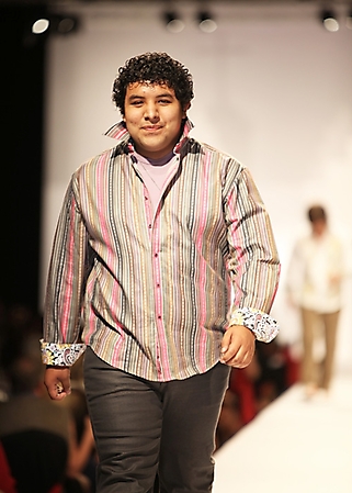 brophy-boys-fashion-show-phoenix-2009_45