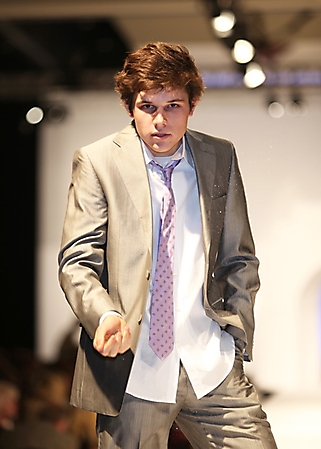 brophy-boys-fashion-show-phoenix-2009_62