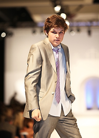 brophy-boys-fashion-show-phoenix-2009_63