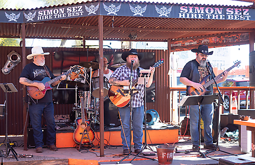 P3211465_1774469436_69c4413ce26e5