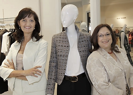 women-of-central-phoenix-breakfast-for-saks-summer-sizzles-2009_01