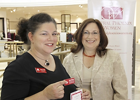 women-of-central-phoenix-breakfast-for-saks-summer-sizzles-2009_02