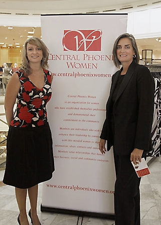 women-of-central-phoenix-breakfast-for-saks-summer-sizzles-2009_03