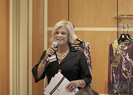 women-of-central-phoenix-breakfast-for-saks-summer-sizzles-2009_22