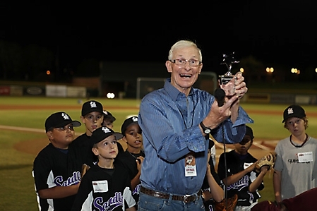 charity-home-run-derby-2009-scottsdale_03