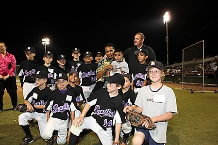 charity-home-run-derby-2009-scottsdale_21