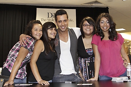 david-hernandez-dillards-phoenix-2009-33