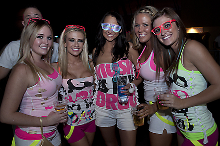 DayGlow_AZFH_10-8_HollieHanson-29